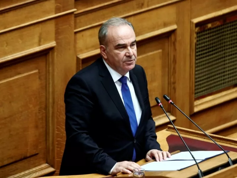 Παπαθανάσης: Επενδύσεις ύψους 7,5 δισ. θα φέρει η απολιγνιτοποίηση