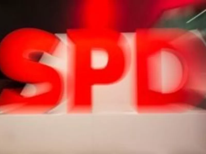 Γερμανία εκλογές: Το SPD κέρδισε, αλλά «αναμένει στο ακουστικό του» για διακυβέρνηση 