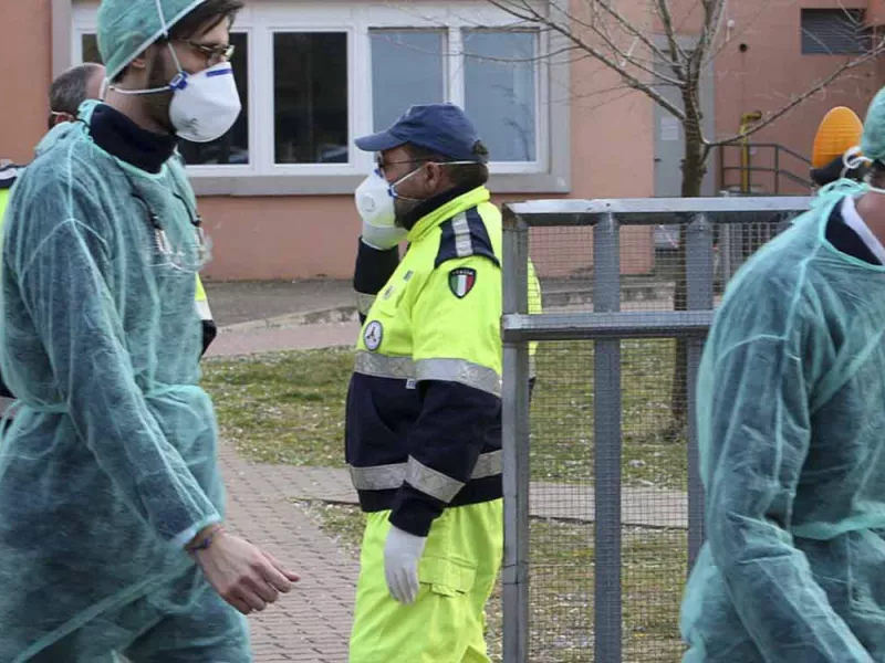 Κορωνοϊός - Ιταλία: 1.210 κρούσματα, επτά νεκροί το τελευταίο εικοσιτετράωρο