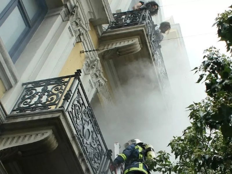 Τρισάγιο στα θύματα της Marfin - Μπακογιάννης: Δεν τους ξεχνάμε