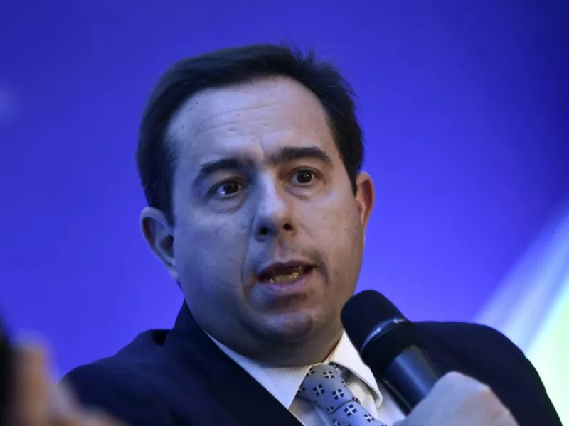 Μηταράκης σε ΣΚΑΪ 100,3 για Μόρια: Λύση εντός της ημέρας με σκηνές και πλοία