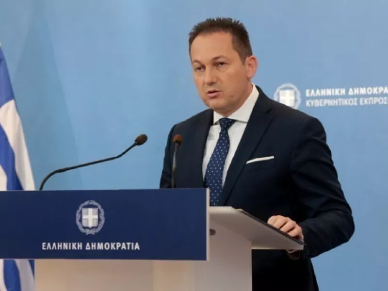 Πέτσας σε ΣΚΑΪ 100,3: Ισορροπημένο πακέτο με τους αναγκαίους συμβιβασμούς