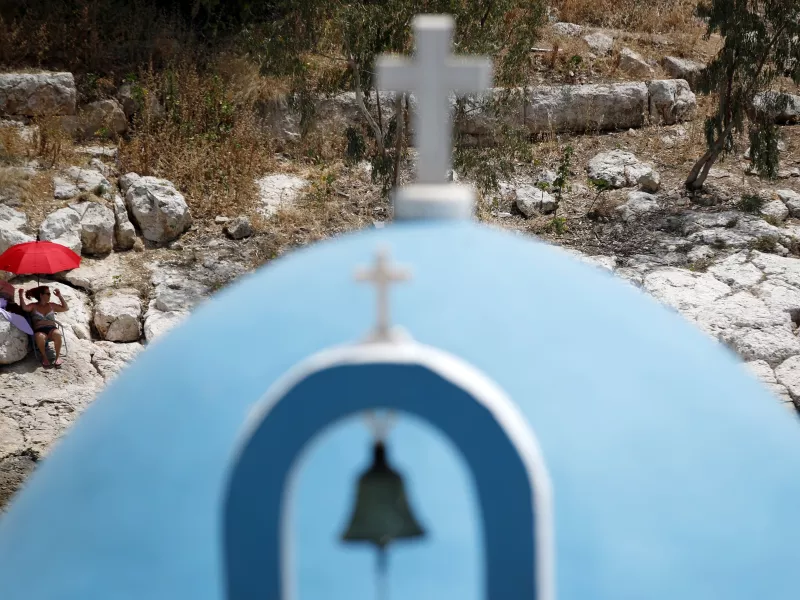 Ο διεθνής Τύπος διαφημίζει την Ελλάδα – Από τα νησιά στη Μάνη