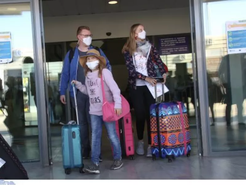 ΕΕ: Συμφωνία για ταξιδιωτικά πιστοποιητικά Covid για να ανοίξει ο τουρισμός