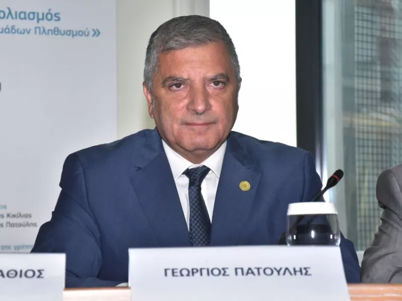 Πατούλης