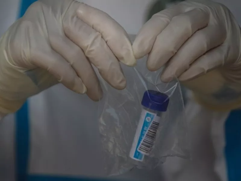 Κορωνοϊός- Ελλάδα: 233 νέα κρούσματα - 38 διασωληνωμένοι - 10757 συνολικά (πίνακες)