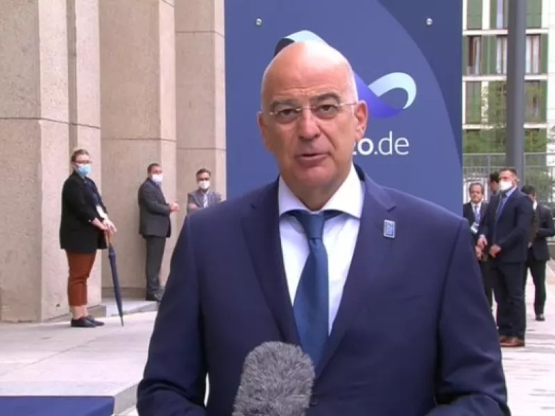 Δένδιας: Σαφές το μήνυμα- 'Ερχονται κυρώσεις αν δεν αποκλιμακώσει η Τουρκία 