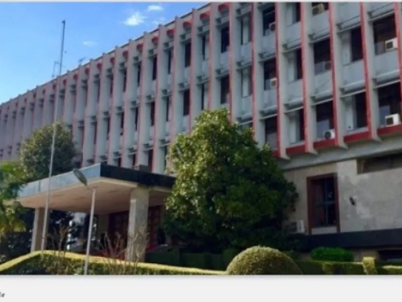 Το αλβανικό ΥΠΕΞ για ελληνική απόφαση διευρύνσης αιγιαλίτιδας ζώνης προς δυσμάς από 6 σε 12 μίλια