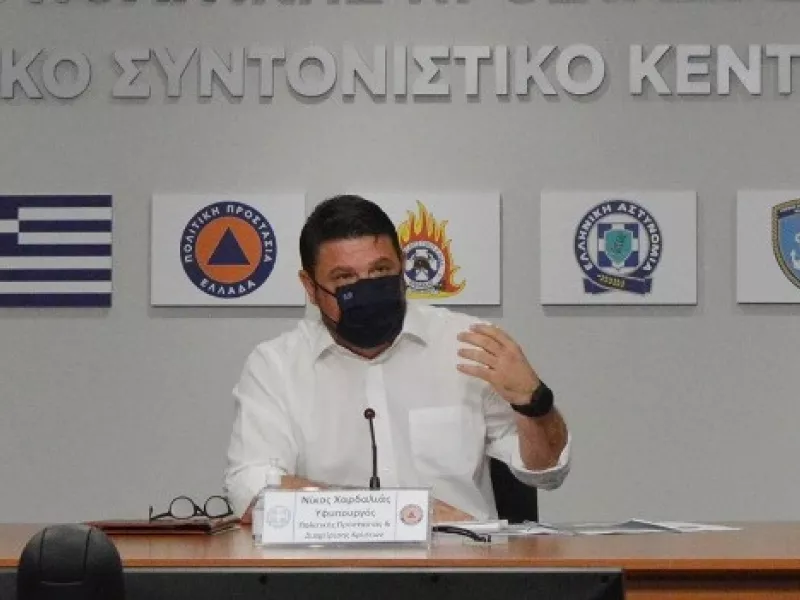 Κορωνοϊός - Χαρδαλιάς: Κλείνουν κέντρα διασκέδασης από τις 12 έως τις 7 το πρωΐ και στην Αττική