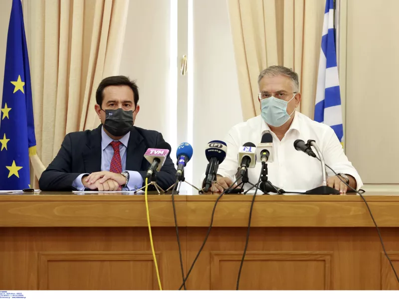 Μηταράκης: Φαινόμενα παραβατικότητας δεν θα μείνουν ατιμώρητα – Σε πλοία θα μείνουν 1000 ευάλωτοι