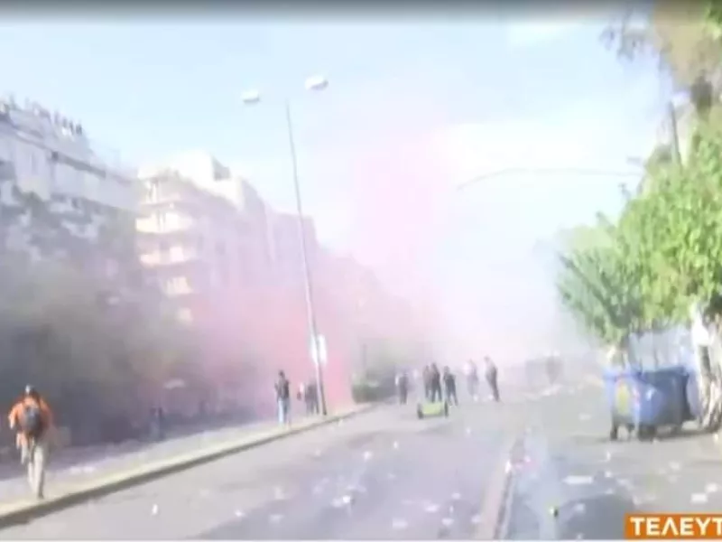 Επεισόδια έξω από το Εφετείο- Αμαύρωσαν την ιστορική απόφαση της καταδίκης της Χρυσής Αυγής (video)