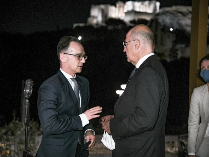 Δένδιας: Η Τουρκία δυναμιτίζει τον διάλογο - Μάας: Εξαιρετικά ενοχλημένο το Βερολίνο