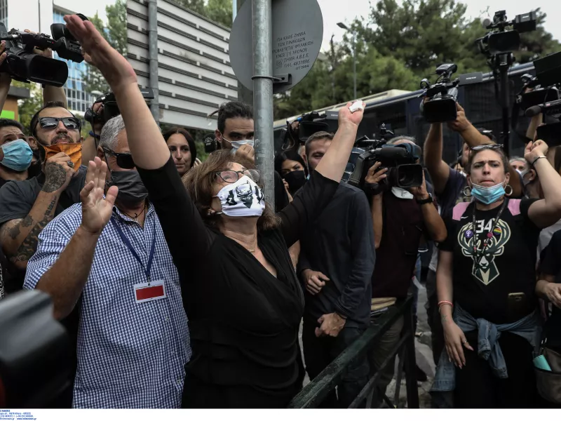 «Θάνατος στο Φασισμό»: Ύμνοι διεθνούς Τύπου για Μάγδα Φύσσα και καταδίκη Χρυσής Αυγής