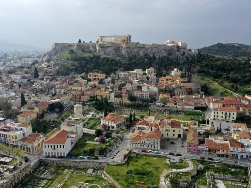 Κυρίαρχη η Όμικρον στην Αττική σε ποσοστό 87% - Τι δείχνει η ανάλυση του ΕΚΠΑ στα λύματα