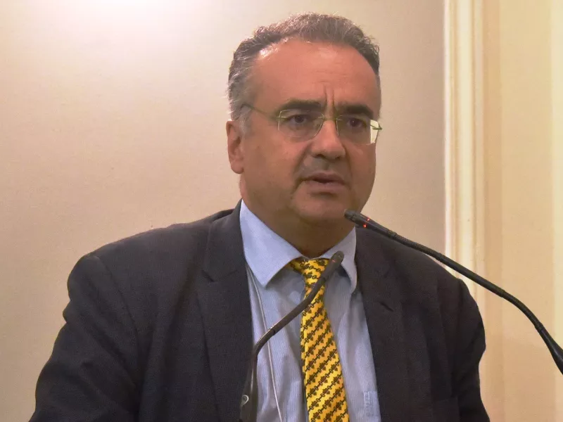 Δημήτρης Βερβεσός