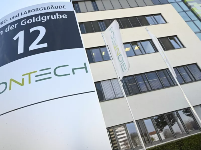 BioNTech: Καλύτερα προετοιμασμένοι για νέες μεταλλάξεις – Θα ζήσουμε με τον κορωνοϊό για 10 χρόνια