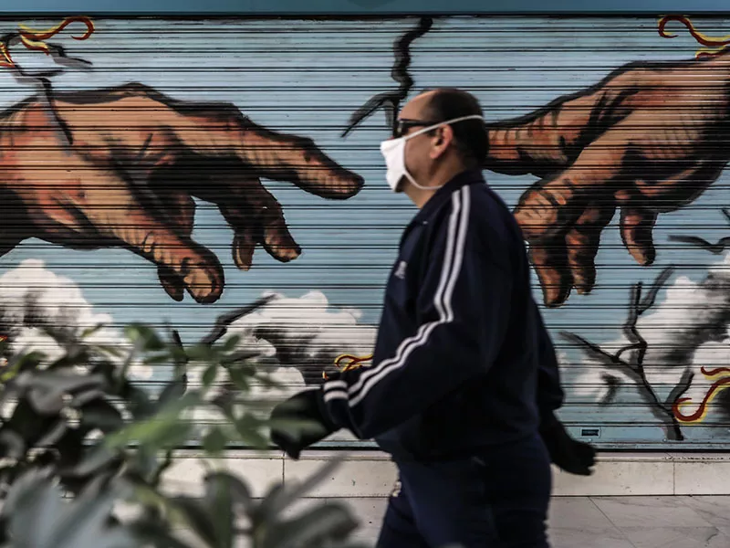 Στα 8.015 τα νέα κρούσματα-32 νεκροί-231 διασωληνωμένοι (Πίνακες)
