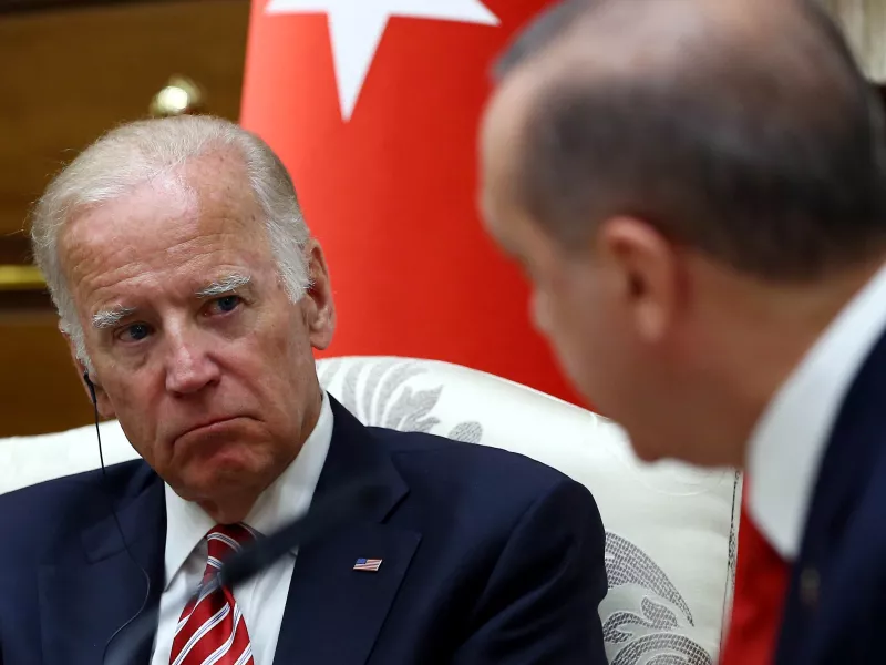 SZ: Τελευταίος γύρος για τον Ερντογάν – Φοβάται τον Μπάιντεν 