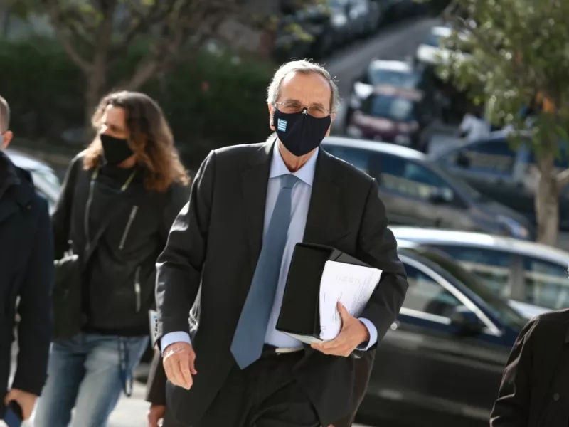 Σαμαράς για κορωνοϊό: Έχω ήπια συμπτώματα, δεν λαμβάνω μονοκλωνικά αντισώματα