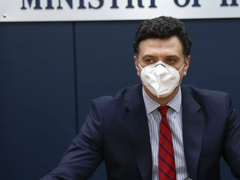 Κικίλιας: Ανοίγει σήμερα η πλατφόρμα των ραντεβού για εμβολιασμό της ηλικιακής ομάδας 40-44 ετών