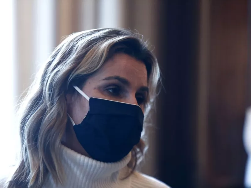MeΤοο-Δίκη προπονητή: «Η Αμαλία είναι μια θαρραλέα νεαρή, θα της σταθώ», δηλώνει η Μπεκατώρου