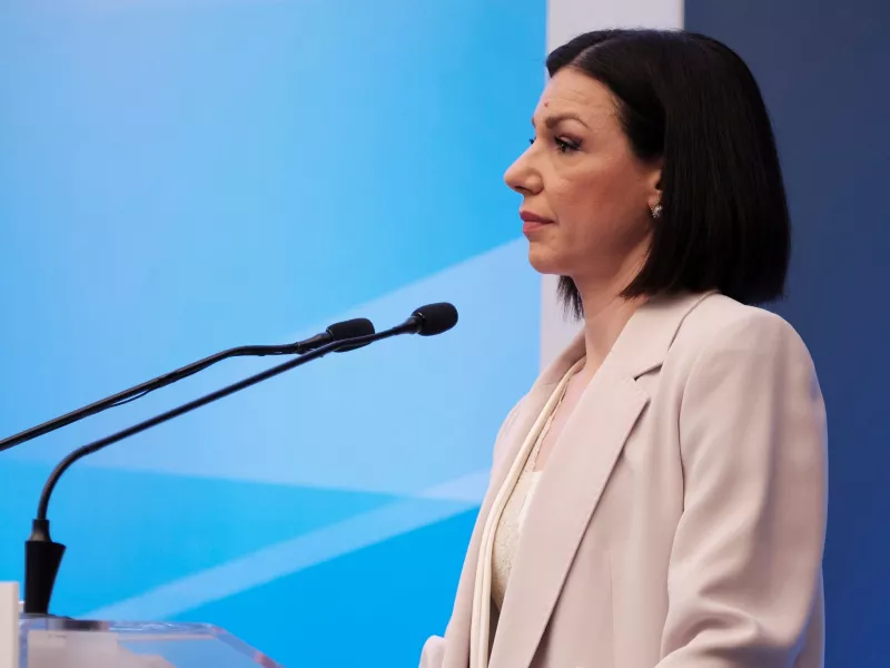 Πελώνη στον ΣΚΑΪ 100,3: Λύση είναι οι εμβολιασμοί, όχι νέοι περιορισμοί στις μετακινήσεις