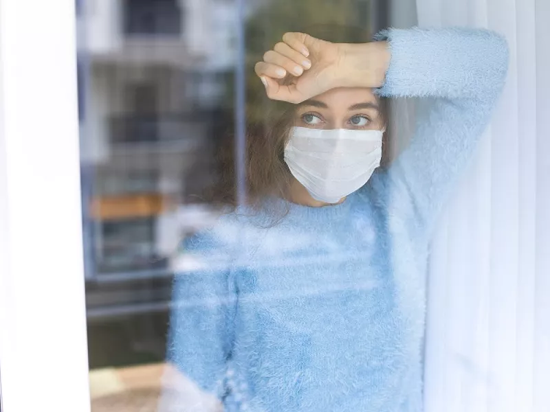 Ειδική άδεια για εργαζομένους που νοσούν με Covid οι ίδιοι ή τα παιδιά τους- Πώς χορηγούνται  