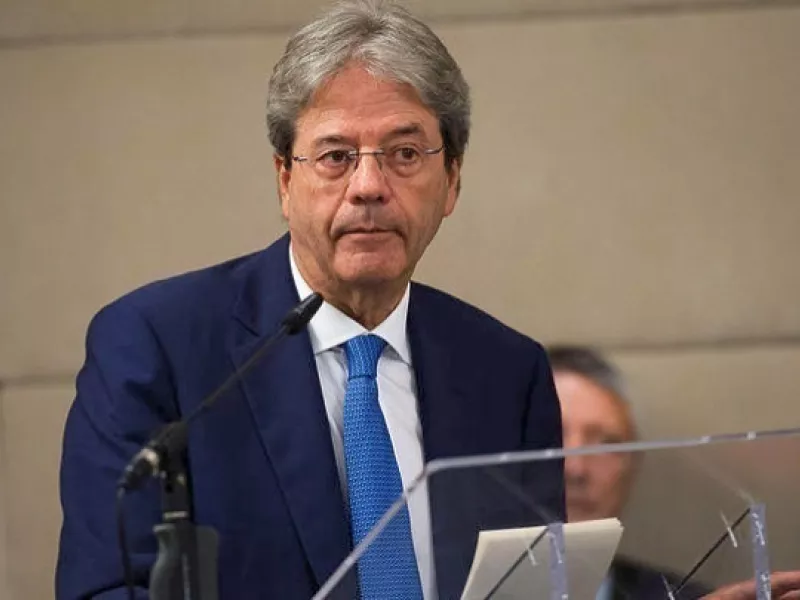 Τζεντιλόνι σε Φόρουμ των Δελφών: Το ελληνικό χρέος είναι και μπορεί να παραμείνει βιώσιμο	