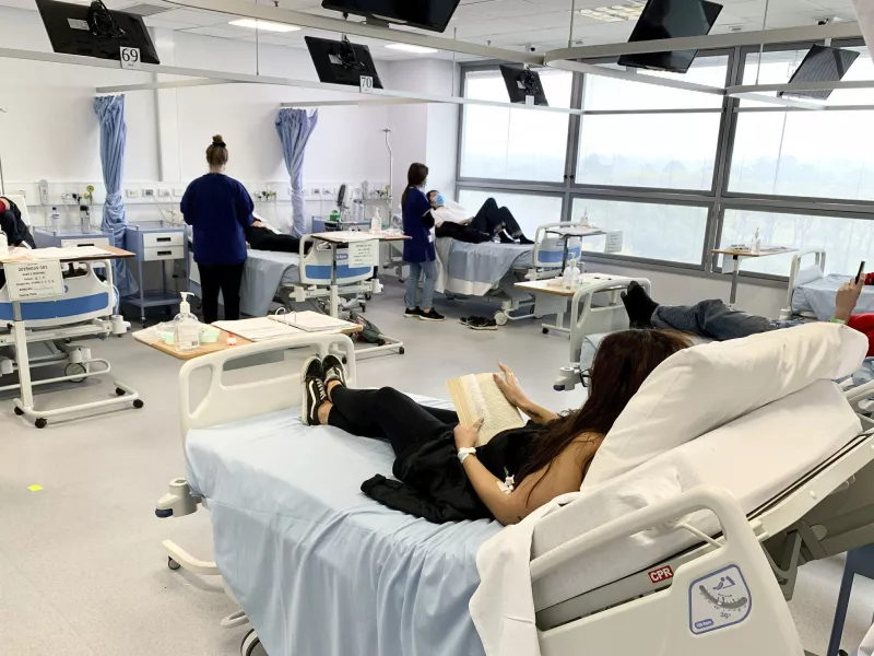 Κορωνοϊός- ΕΜΑ: Σε αξιολόγηση για άδεια κυκλοφορίας υπό όρους το εμβόλιο Novavax