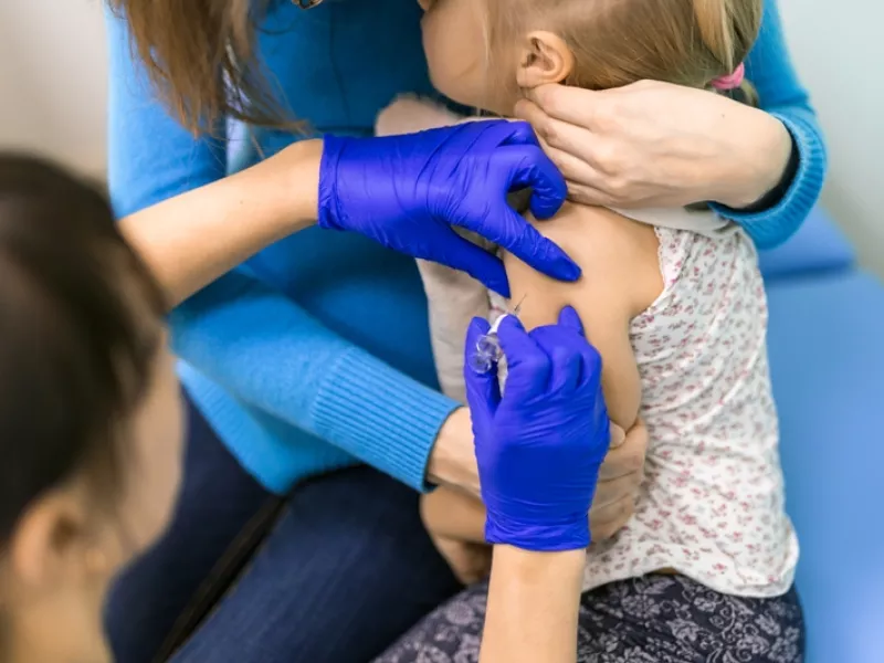 Πιθανότατα τέλη Φεβρουαρίου το εμβόλιο της Pfizer στα παιδιά κάτω των 5 ετών στις ΗΠΑ