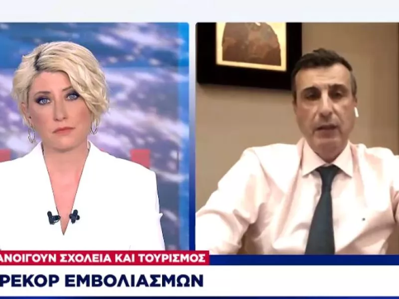 Λουκίδης σε ΣΚΑΪ: 2 self test ισοδύναμα μοριακού- Τι είπε για εμβόλιο Astrazeneca και γυναίκες