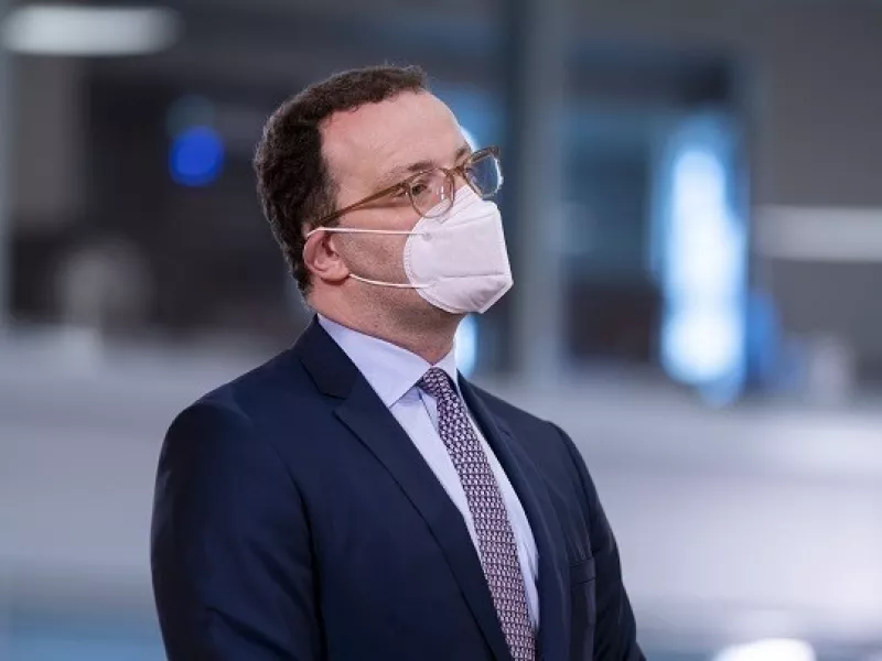 Γερμανία-Σπαν: «Στο τέλος του χειμώνα σχεδόν ο καθένας θα είναι εμβολιασμένος, ιαθείς ή νεκρός»