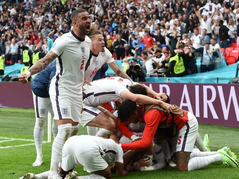 Euro 2020: Η ψυχωμένη Αγγλία νίκησε τα «πάντσερ» 