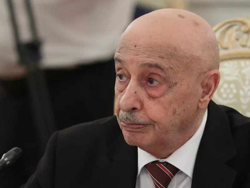 Ακίλα Σάλεχ: «Παντελώς άκυρο» το μνημόνιο Σάρατζ-Ερντογάν λέει ο ισχυρός άνδρας της Λιβύης