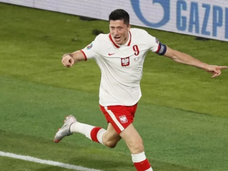 Το EURO κράτησε τον Λεβαντόφσκι στην κορυφή των σκόρερ για το 2021