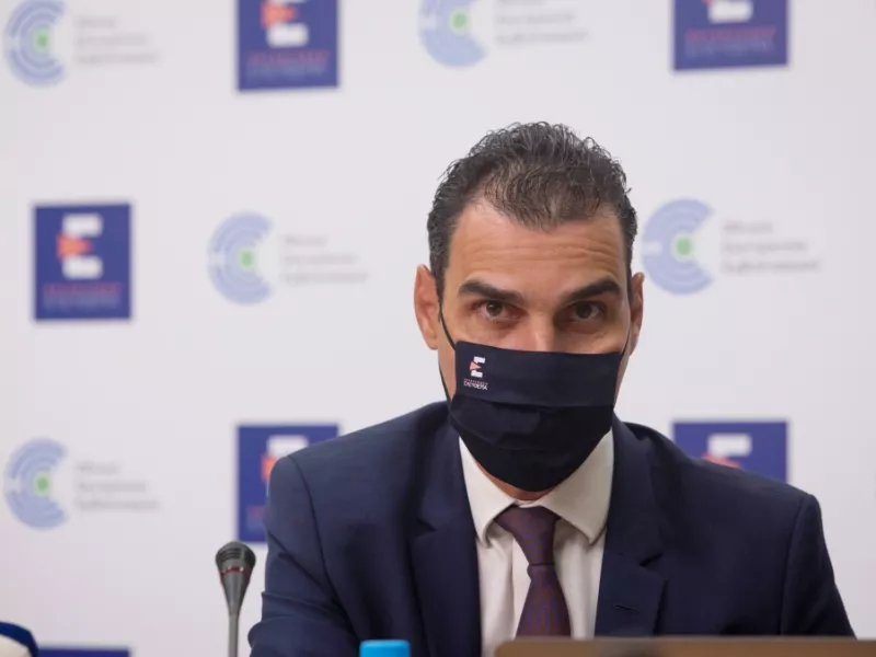 Θεμιστοκλέους στον ΣΚΑΪ: 474.000 δόσεις Novavax στις 21 Φεβρουαρίου – Πότε αρχίζουν οι εμβολιασμοί 