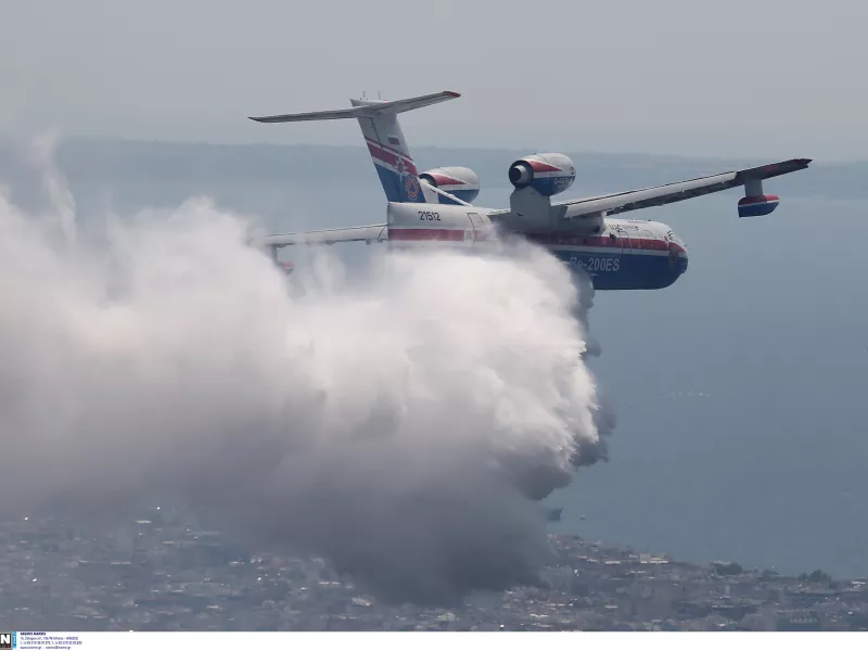 Beriev-200: Η μάχη του «Ρώσου γίγαντα» στην Εύβοια: Συγκλονιστικό βίντεο από το κόκπιτ (PICS)