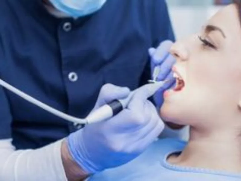 Επίσημο: Χωρίς rapid test οι εμβολιασμένοι στους οδοντιάτρους- Οι εξαιρέσεις 