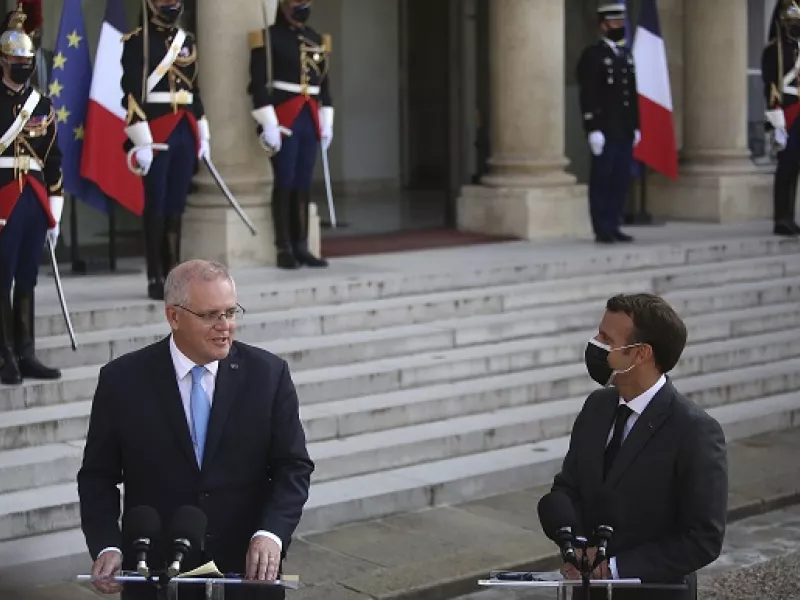 AUKUS- Μόρισον για «πισώπλατη μαχαιριά» και επικρίσεις Γαλλίας: «Είχα ενημερώσει τον Μακρόν»