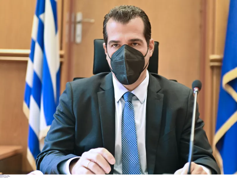 Πλεύρης: Διατίθενται κλίνες covid και απλές σε Θεσσαλονίκη και Θεσσαλία για ενίσχυση του ΕΣΥ