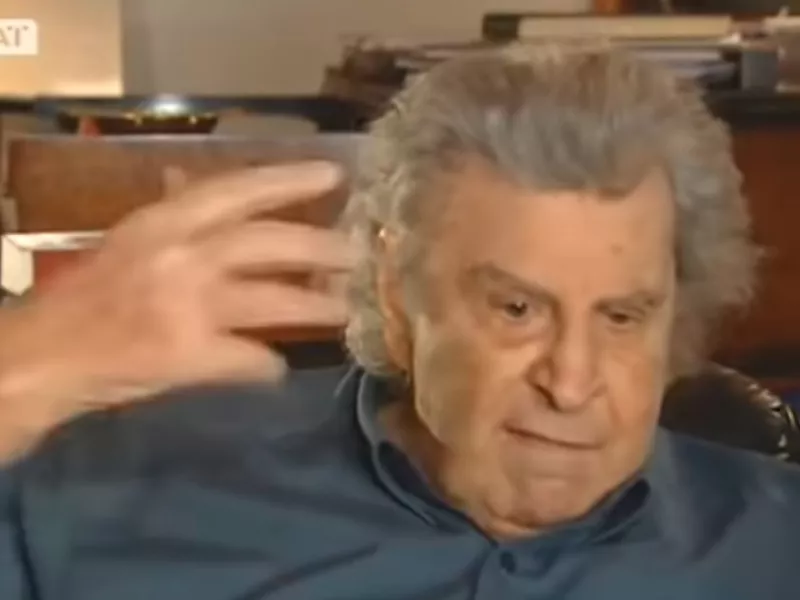 Έλληνες του Πνεύματος και της Τέχνης - Δείτε το ντοκιμαντέρ-ντοκουμέντο του ΣΚΑΪ για τον Μίκη Θεοδωράκη