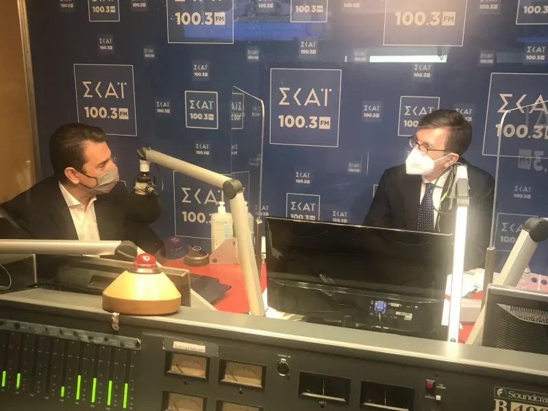 Σκρέκας στον ΣΚΑΪ 100,3: Εκπτώσεις στο ρεύμα τόσο από τη ΔΕΗ όσο και τους ιδιώτες παρόχους (aud)