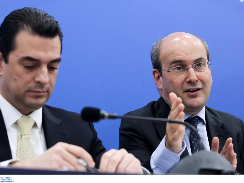 Ικανοποίηση Σκρέκα – Χατζηδάκη για ιδιωτικοποίηση ΔΕΔΔΗΕ - «Η μεγαλύτερη στα ελληνικά χρονικά» 
