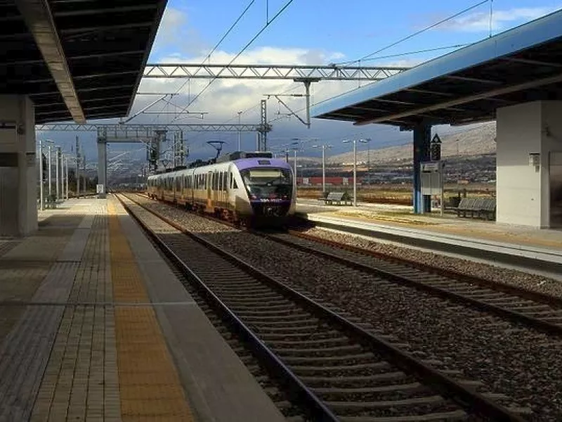 τρενα