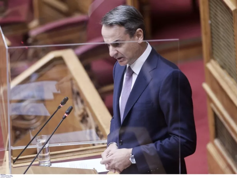 Μητσοτάκης: 900 ευρώ σε υγειονομικούς το Δεκέμβρη - Επίδομα 250 ευρώ σε χαμηλοσυνταξιούχους