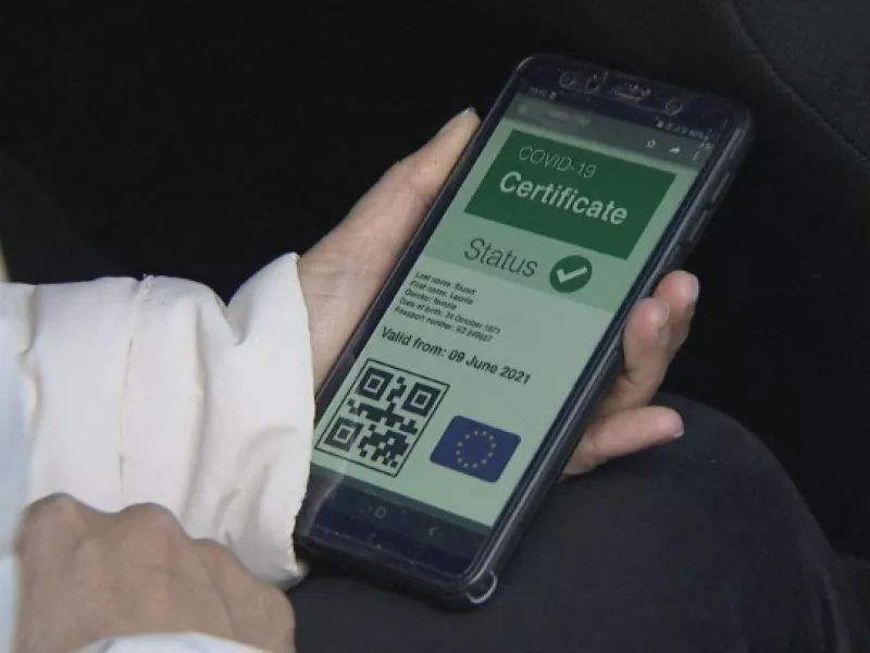Κύπρος: Τέλος στο Cyprus Flight Pass στα αεροδρόμια- Χωρίς χρήση πιστοποιητικών στο λιανεμπόριο