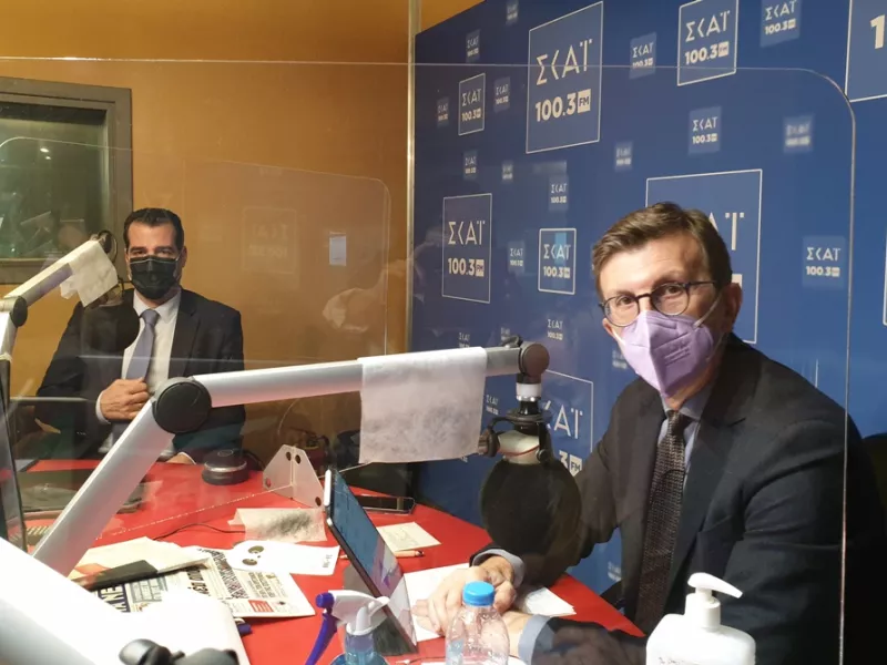 Πλεύρης σε ΣΚΑΪ 100,3: Δεν θα υπάρξουν γενικά ή τοπικά lockdown