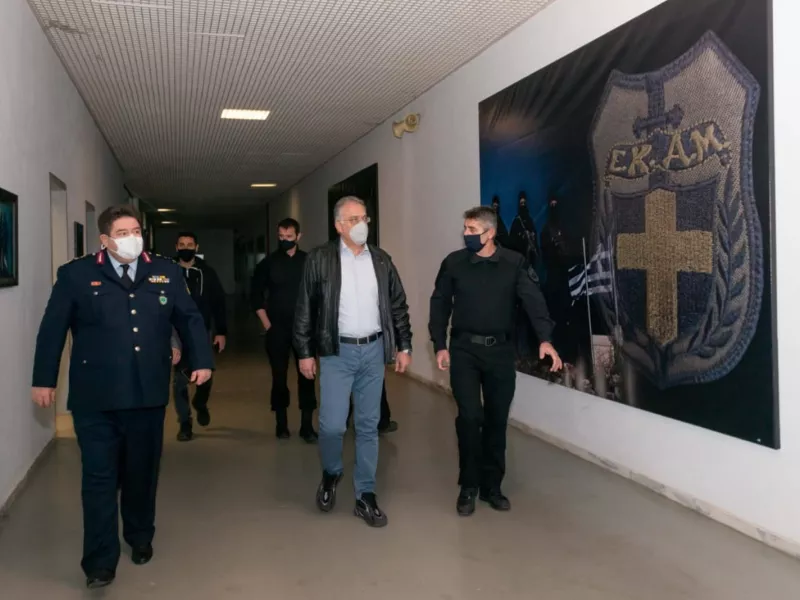 Θεοδωρικάκος: Επίσκεψη στις εγκαταστάσεις της ΕΚΑΜ -Αποφασίστηκαν μέτρα για την αναβάθμιση υποδομών -εξοπλισμού