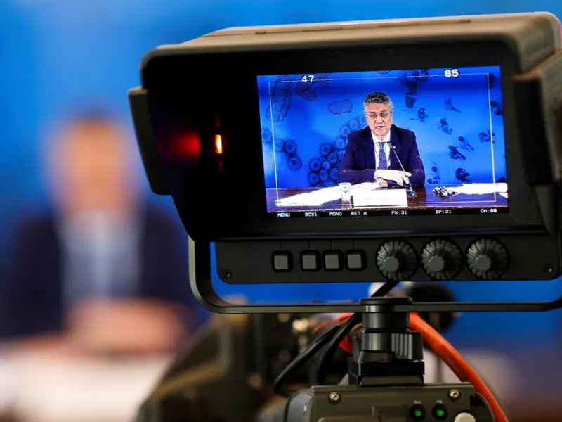 Πρόεδρος Ινστιτούτου «Ρόμπερτ Κοχ»: Καμία χαλάρωση - Έρχεται το «κύμα» της Όμικρον