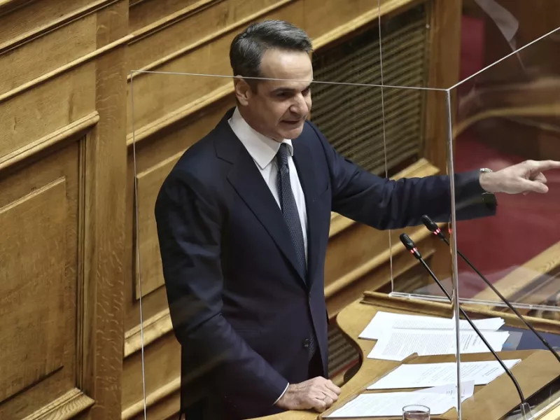 Μητσοτάκης- Ημέρα της Γυναίκας: Έρχεται εφαρμογή «panic button» για γυναίκες σε κίνδυνο